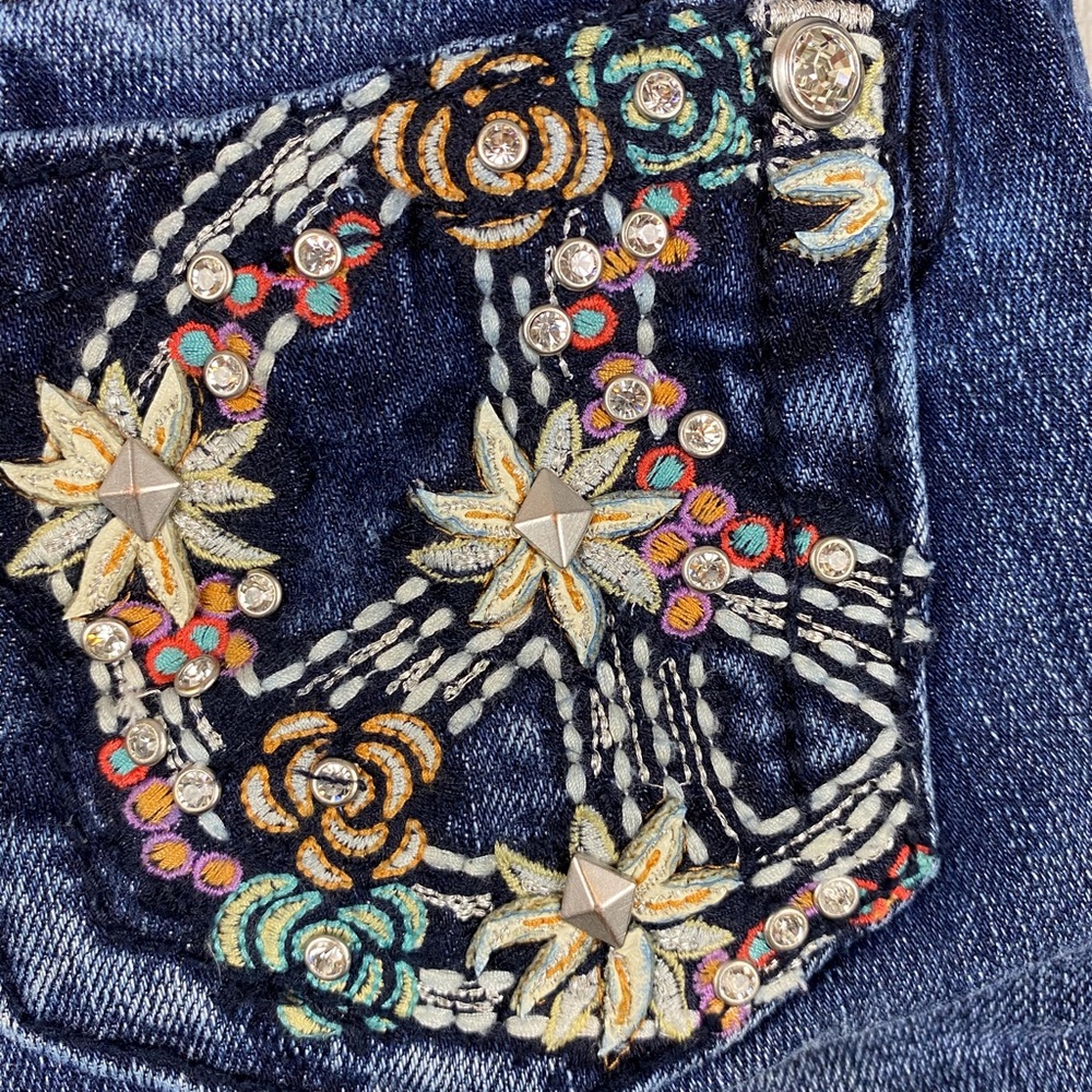 Girls Miss Me Cuffed Capri Floral Peace Jeans Sz 7 - Picture 2 of 16